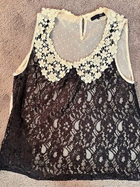 Ryu Floral Lace Tank Top Black & Cream Size Large